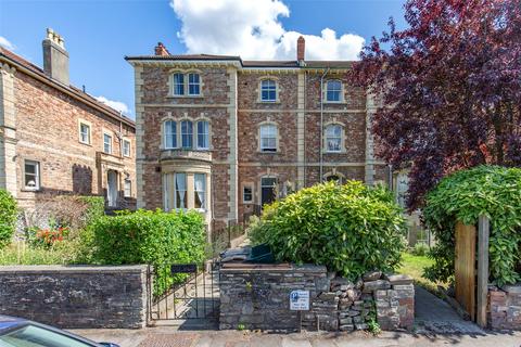 Flat 3, 30 Apsley Road, Bristol, BS8 2SS