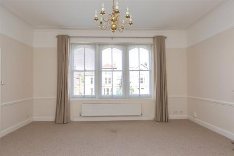Flat 3, 30 Apsley Road, Bristol, BS8 2SS