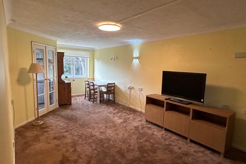 2 bedroom retirement property for sale, Farnham Close, London N20