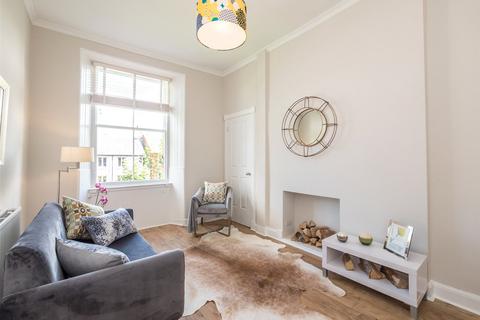 1 bedroom flat for sale, 15 (2F1) Dean Park Street, Edinburgh, EH4