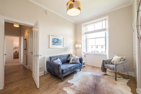 1 bedroom flat for sale, 15 (2F1) Dean Park Street, Edinburgh, EH4
