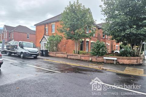 4 bedroom duplex for sale, Holdenhurst Road, Bournemouth BH8