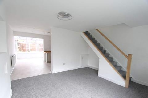 3 bedroom terraced house to rent, Lever Street, Heywood, Rochdale