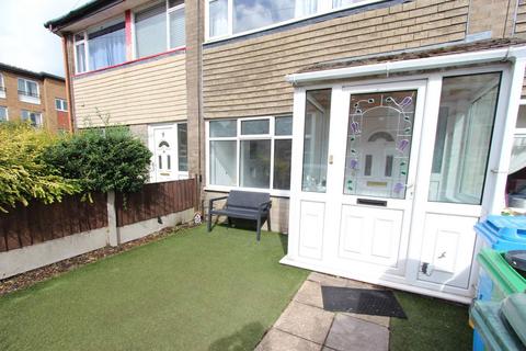 3 bedroom terraced house to rent, Lever Street, Heywood, Rochdale
