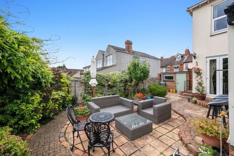 3 bedroom semi-detached house for sale, Oxford Street, Kettering NN16