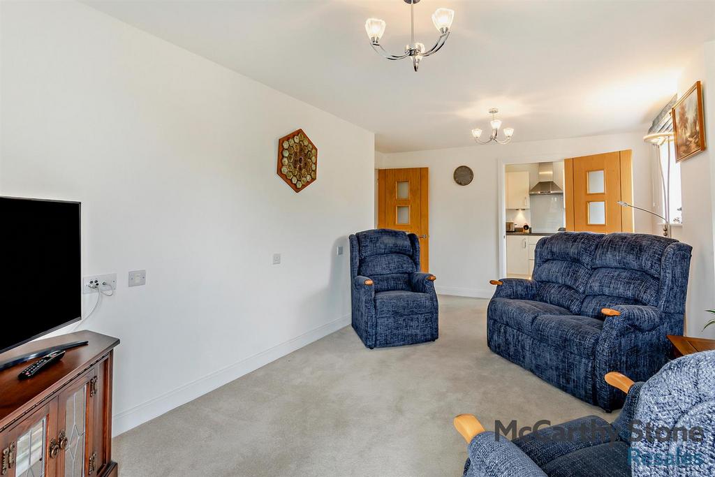 8657596-interior16-800.jpg