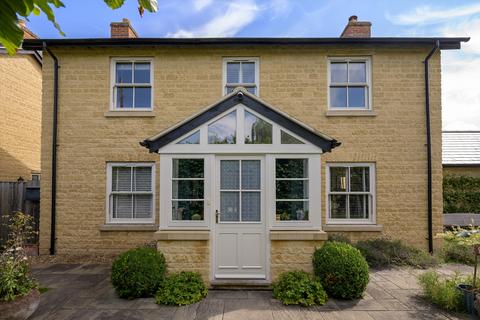 4 bedroom detached house for sale, High Road, Ashton Keynes, Swindon, Wiltshire, SN6