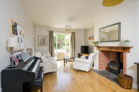 4 bedroom detached house for sale, High Road, Ashton Keynes, Swindon, Wiltshire, SN6