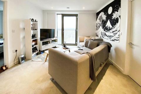 2 bedroom apartment for sale, Local Crescent, The Crescent, Salford, Manchester, M5