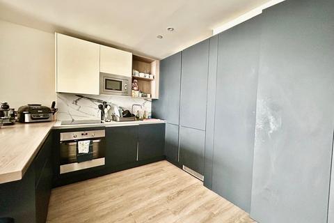 2 bedroom apartment for sale, New Bailey Street, Salford, M3