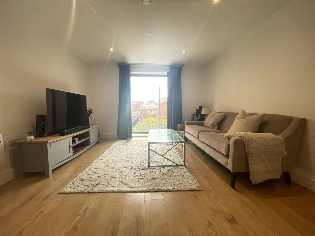 21 Leylands House2