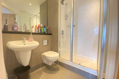 2 bedroom apartment for sale, Gateway North, Leeds, LS9