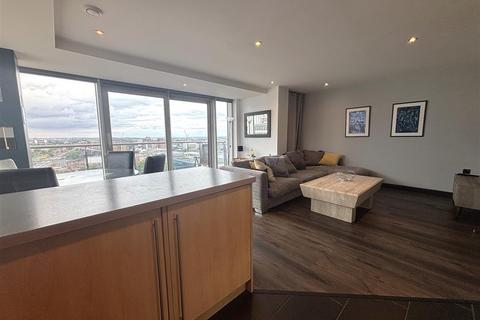 2 bedroom apartment to rent, Albion Street, Leeds LS2