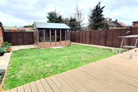 104 Bedfont Close, Feltham, TW14 8LF