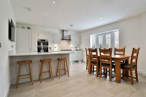 5 bedroom detached house for sale, Tulip Close, Billingham