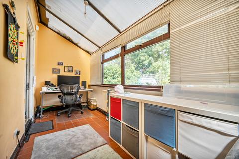 3 bedroom semi-detached house for sale, Basingstoke Road, Reading, Berkshire