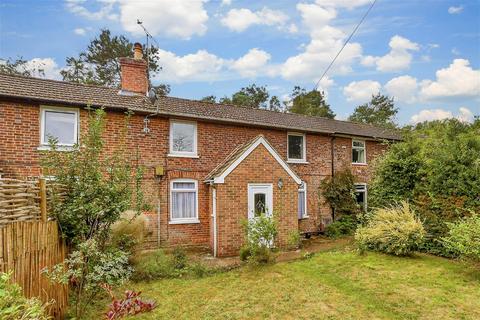 3 bedroom terraced house for sale, Chapel Row, Ashford TN25