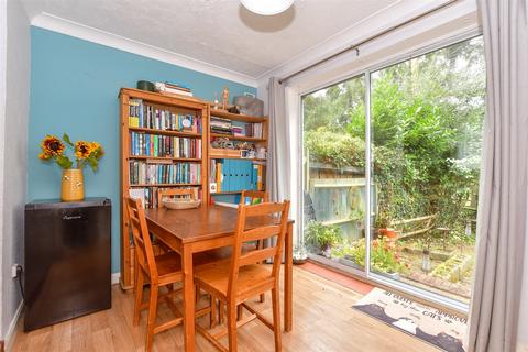 3 bedroom terraced house for sale, Chapel Row, Ashford TN25
