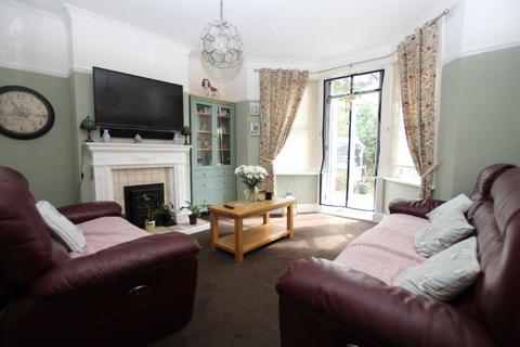 6 bedroom semi-detached house for sale, Hayes Road, Clacton-on-Sea