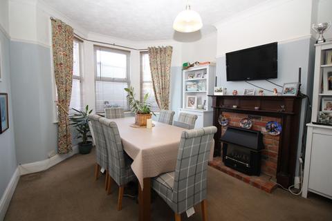 6 bedroom semi-detached house for sale, Hayes Road, Clacton-on-Sea