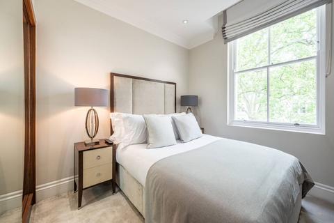 2 bedroom flat for sale, Kensington Gardens Square, Bayswater, London, W2
