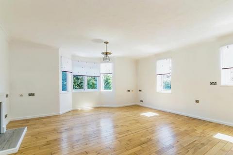 1 bedroom retirement property for sale, Station Road, Dorking, RH4