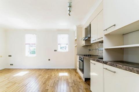 1 bedroom retirement property for sale, Station Road, Dorking, RH4