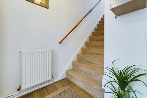 15a Lyne Way, Hemel Hempstead, HP1 3PL