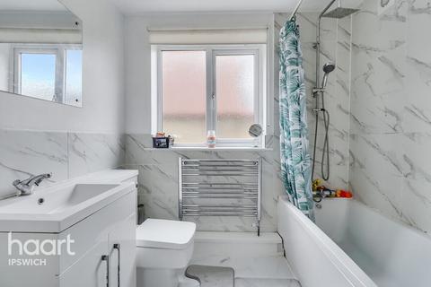 2 bedroom flat for sale, Firmin Close, Ipswich