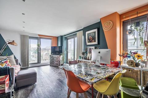 2 bedroom flat for sale, West Carriage House, Woolwich Riverside, London, SE18