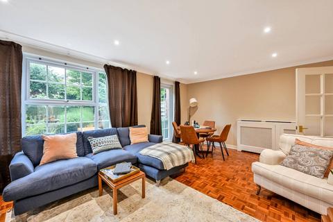 3 bedroom terraced house for sale, Brooklyn Close, Woking, GU22