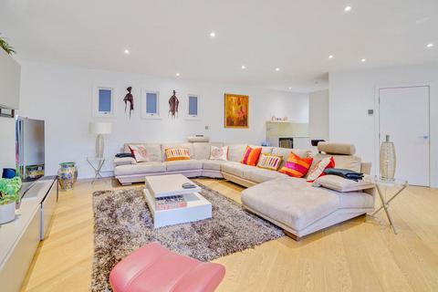 undefined, Broughton Road, Fulham SW6