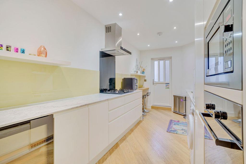 Broughton Road120,Flat1-25.jpg