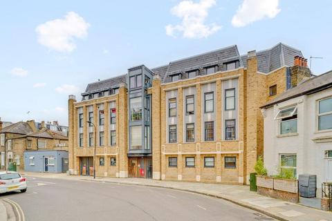 undefined, Broughton Road, Fulham SW6