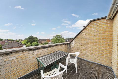 1 bedroom apartment for sale, Pinner Road, Northwood