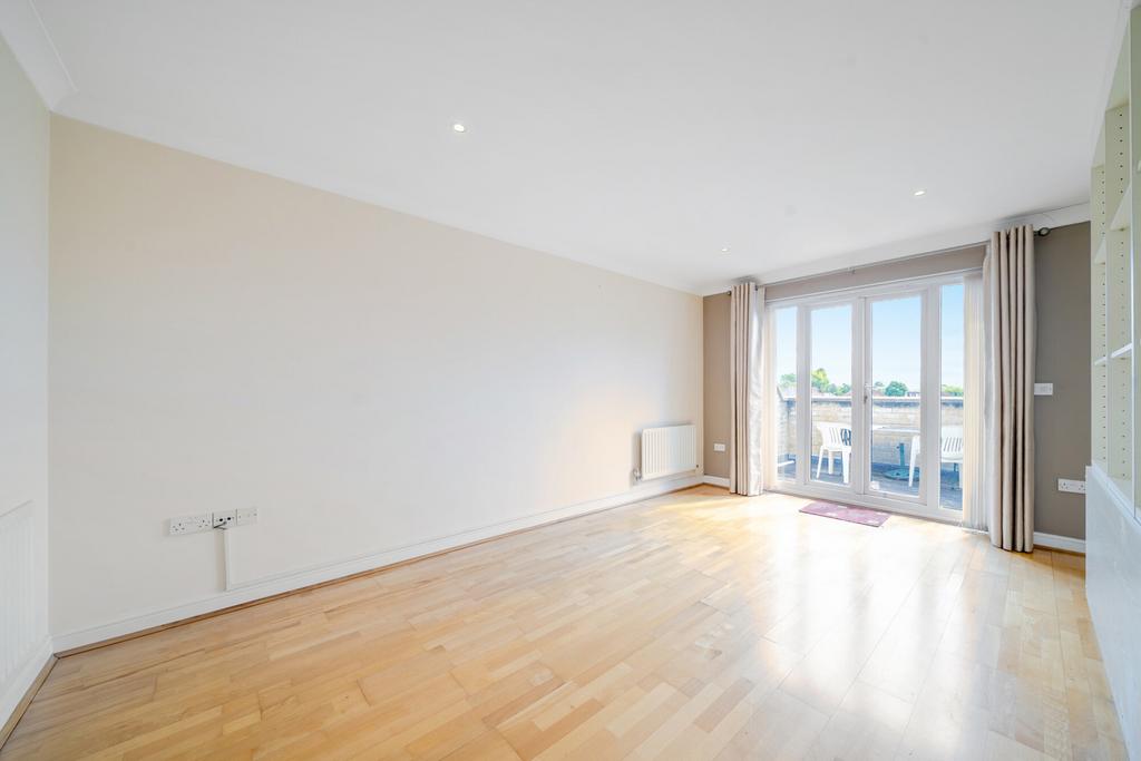 1329565-15-687f71...