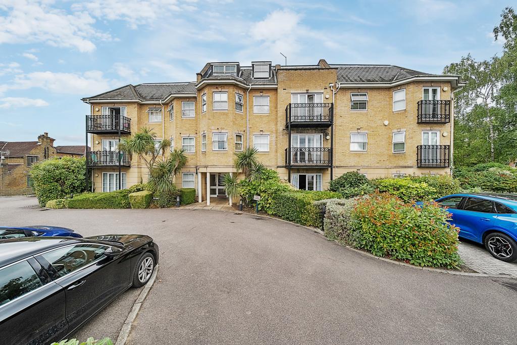 1329565-3-687f6dd...