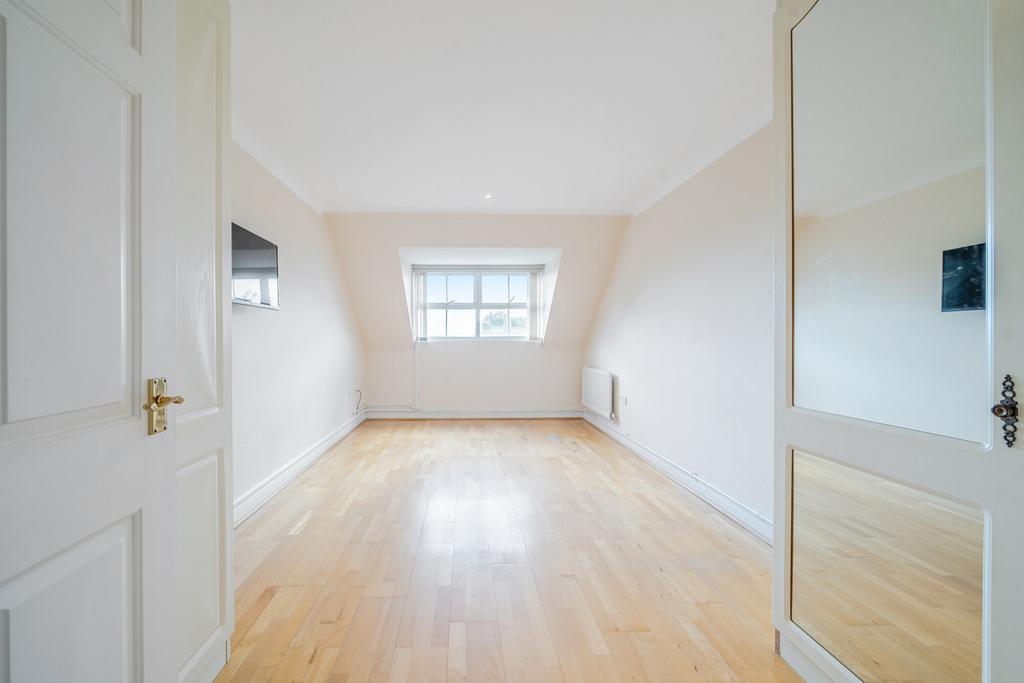 1329565-8-687f6e5...