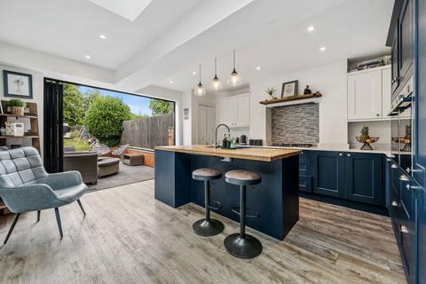 undefined, Broadway, Kettering NN15