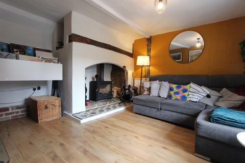 1 bedroom cottage for sale, The Chain, Sandwich, CT13