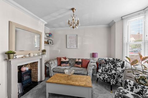 3 bedroom semi-detached house for sale, Irvine Road, Essex CO3