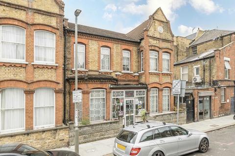 6 bedroom semi-detached house for sale, Dafforne Road, London SW17