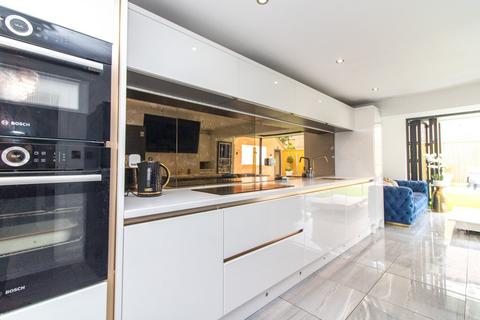 29 Cooper Crescent, Whetstone, Leicester, LE8 6AF