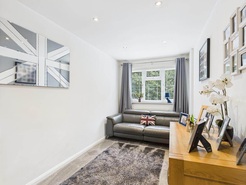 Cam01354 g0 pr0570 still001