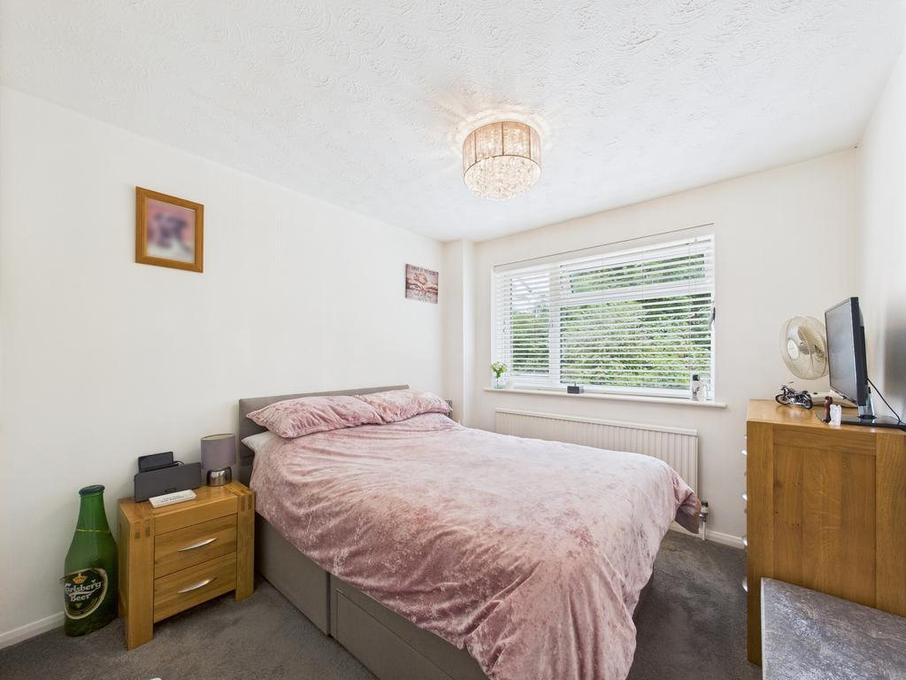 Cam01354 g0 pr0570 still012