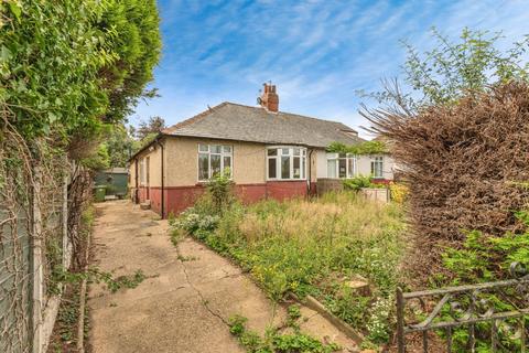 2 bedroom semi-detached bungalow for sale, Cookridge Drive, Leeds, West Yorkshire, LS16