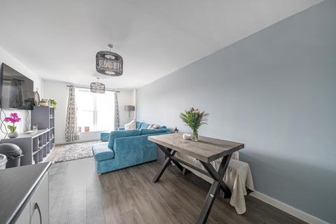 2 bedroom apartment for sale, Threadneedle Road, Farnham, Surrey