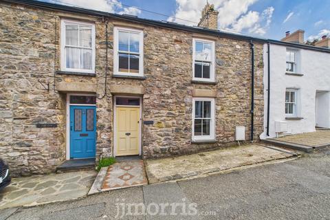 4 bedroom terraced house for sale, LLysfair, Upper St. Mary Street, Newport
