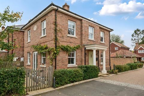 undefined, Wheatsheaf Close, North Waltham, Basingstoke, Hampshire, RG25