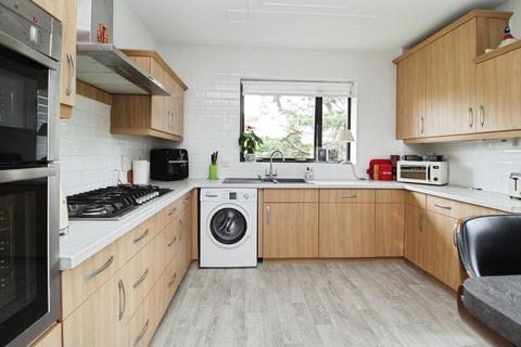 3 bedroom apartment for sale, Balcombe Road, BRANKSOME PARK, BH13